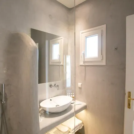 Seethrough Mykonos (adults Only) מלון דירות 4*
